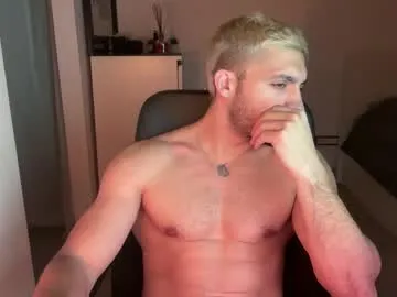 caylin – webcam model profile photo Image 16