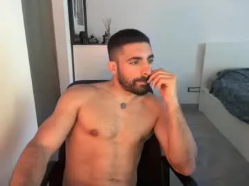 caylin – webcam model profile photo Image 7