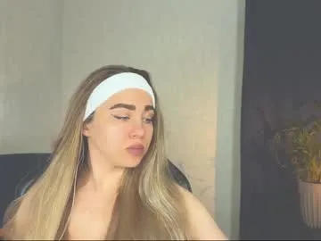 latuabirba – webcam model profile photo Image 15