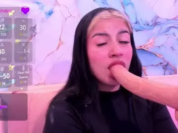 Runarunapi – webcam model profile photo Image 13