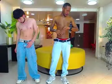 Yaya--728 – webcam model profile photo Image 3