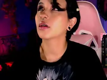 Penny_Bubbles – webcam model profile photo Image 3