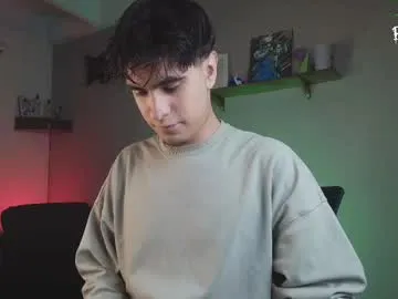 keirasworld – webcam model profile photo Image 15