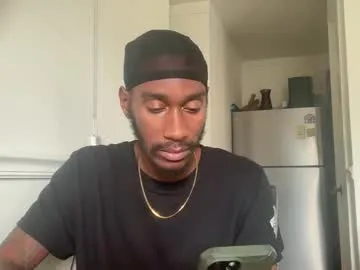 bigman32124 – webcam model profile photo Image 2