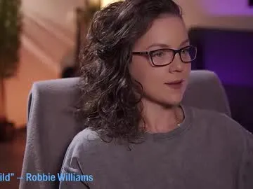 Rinamay_ – webcam model profile photo Image 10