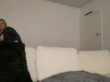 aviebby – webcam model profile photo Image 4