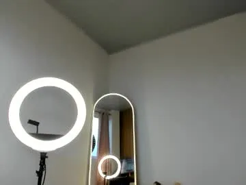 latinbaby_666 – webcam model profile photo Image 9