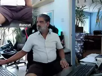 Benson18y – webcam model profile photo Image 4