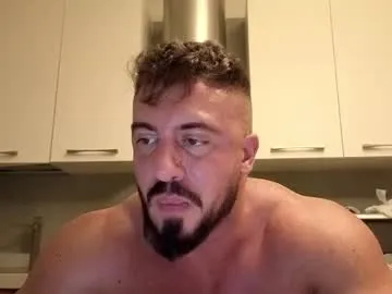 Yaya--728 – webcam model profile photo Image 10