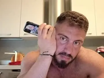 Yaya--728 – webcam model profile photo Image 4