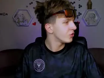 tora3220 – webcam model profile photo Image 9