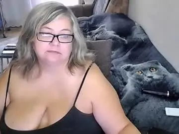 PumaShyXD – webcam model profile photo Image 3