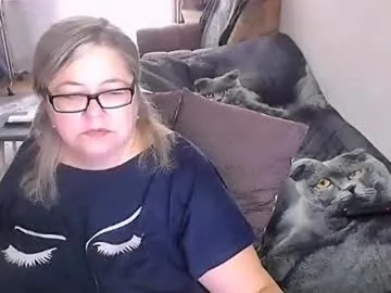 PumaShyXD – webcam model profile photo Image 7