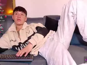 Yaya--728 – webcam model profile photo Image 5