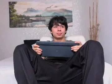 thermalsis – webcam model profile photo Image 13