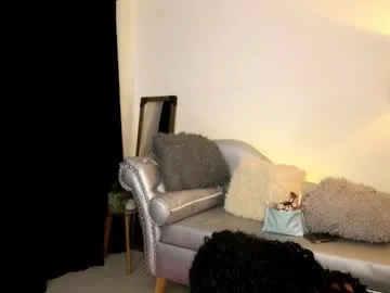 Ruchi_1 – webcam model profile photo Image 4