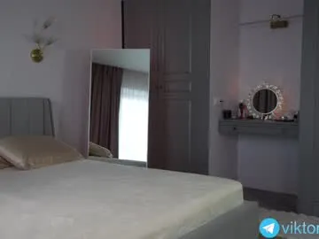 nide_xiaogou – webcam model profile photo Image 4