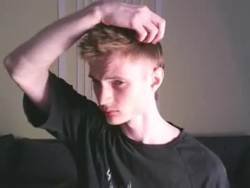 danielkraig_for_u – webcam model profile photo Image 16