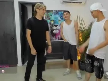 i_n_d_i_c_a – webcam model profile photo Image 16