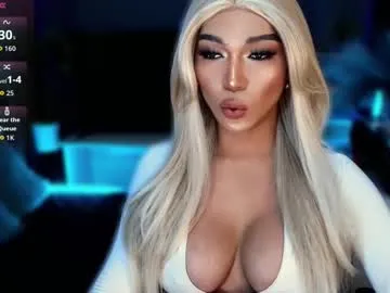 Runarunapi – webcam model profile photo Image 11