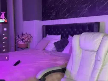 PumaShyXD – webcam model profile photo Image 8