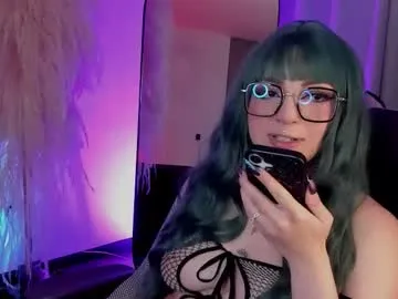 PumaShyXD – webcam model profile photo Image 15