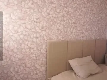 indialatin – webcam model profile photo Image 7