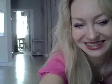 PumaShyXD – webcam model profile photo Image 5