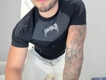 Runarunapi – webcam model profile photo Image 10