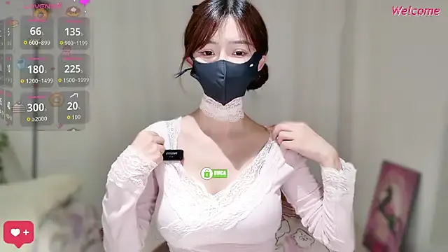 Olivia_11 – webcam model profile photo Image 14