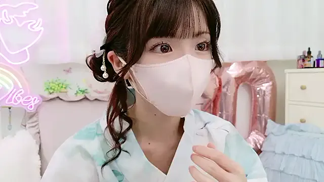 DollyTall – webcam model profile photo Image 11