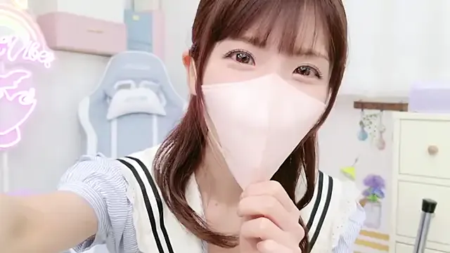 DollyTall – webcam model profile photo Image 2