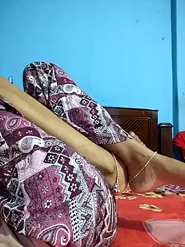 IamSteph13 – webcam model profile photo Image 15