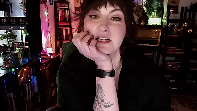 bunnyblondy – webcam model profile photo Image 3