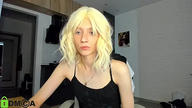 sigmasian – webcam model profile photo Image 3