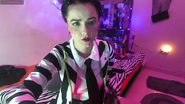 indialatin – webcam model profile photo Image 19