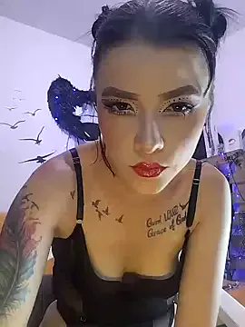 indialatin – webcam model profile photo Image 8