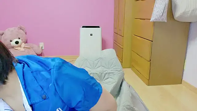 Sssonya – webcam model profile photo Image 6