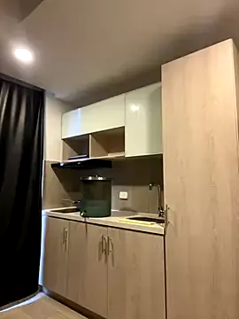 heyskylar – webcam model profile photo Image 12