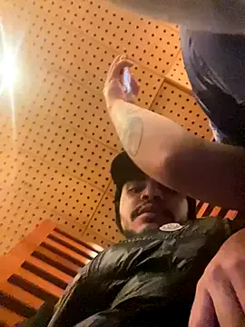 heyskylar – webcam model profile photo Image 15