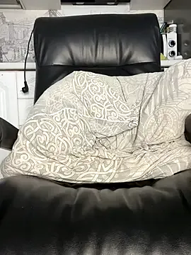 nakedbakers – webcam model profile photo Image 11