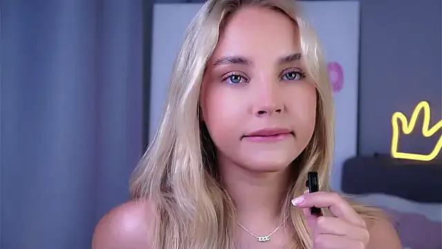 katt008 – webcam model profile photo Image 19