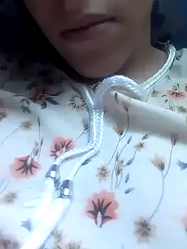 babydolll – webcam model profile photo Image 2