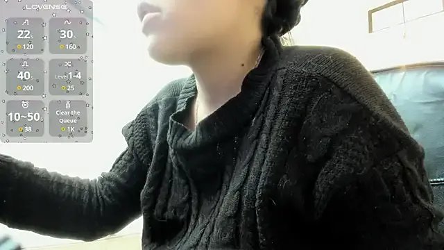 AngelinaTeller – webcam model profile photo Image 3