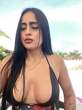 MrAndMrsSavage – webcam model profile photo Image 3