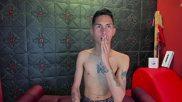 MariiD – webcam model profile photo Image 8