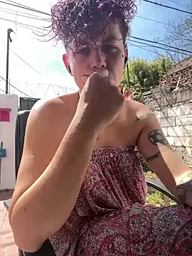 caylin – webcam model profile photo Image 16