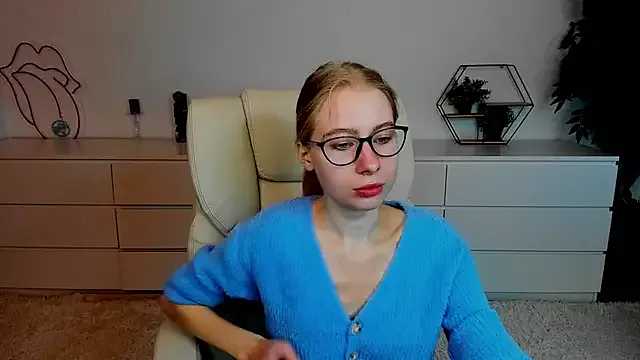 winter11 – webcam model profile photo Image 3