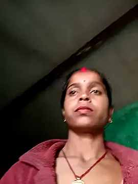 PumaShyXD – webcam model profile photo Image 3