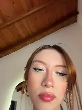 Bllowjoyy – webcam model profile photo Image 6